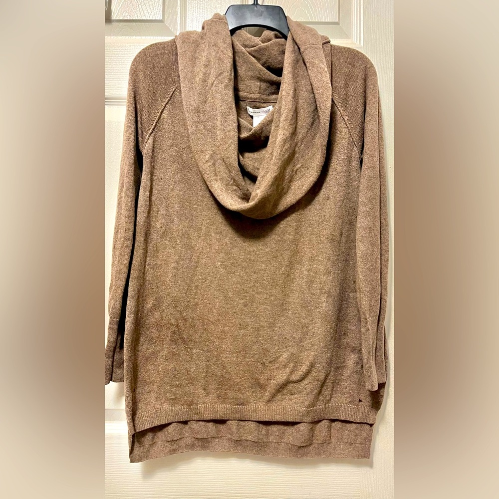 EUC Shrinking Violet Women’s Sweater ~ M
